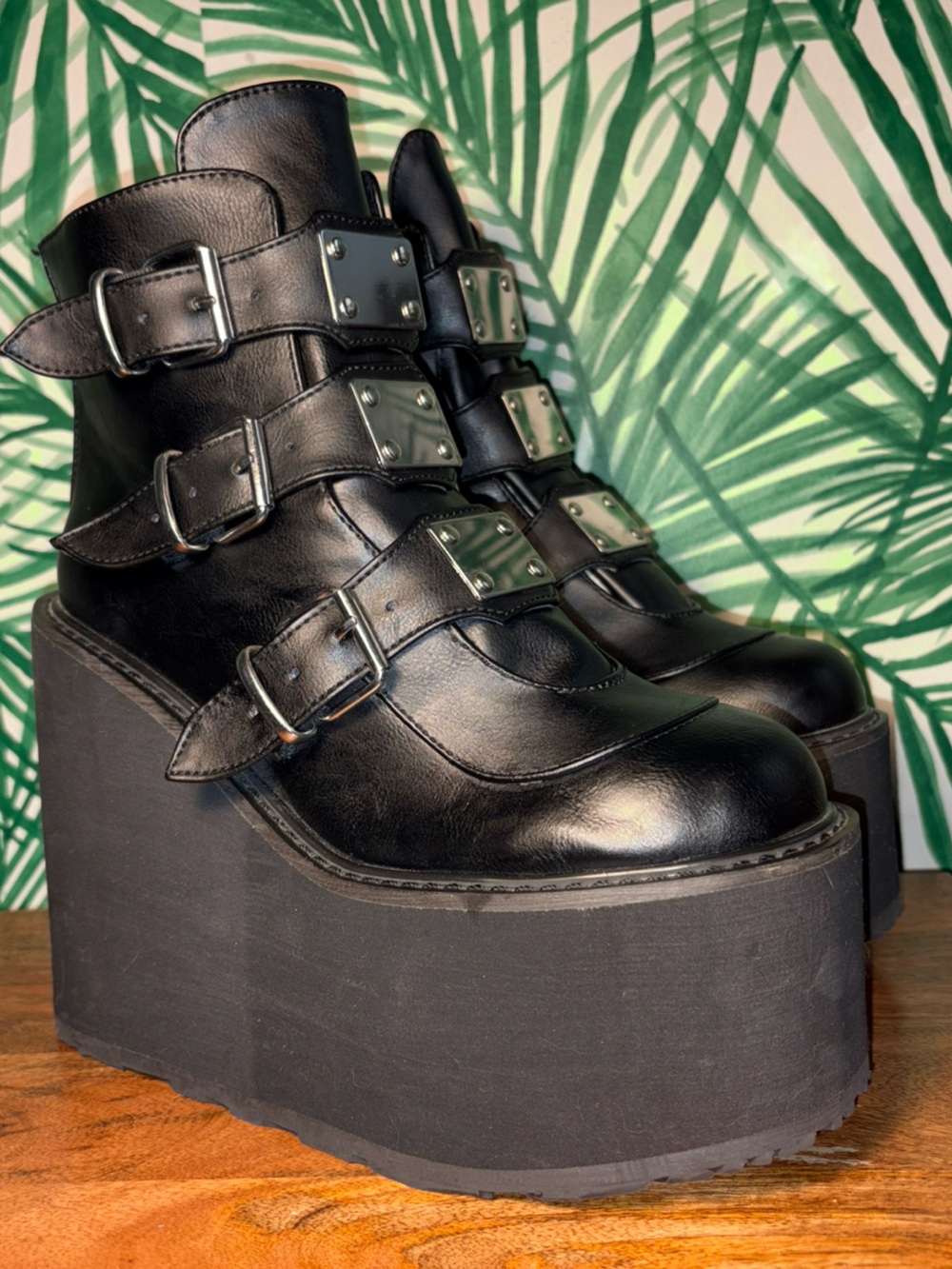 Demonia Swing 105 Black Buckled Platform Goth Ankle Boots Women’s 9